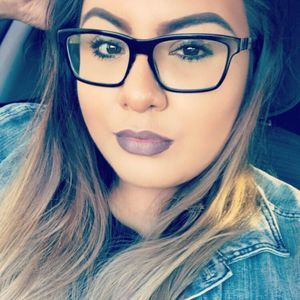 Meet your Posher, Monique